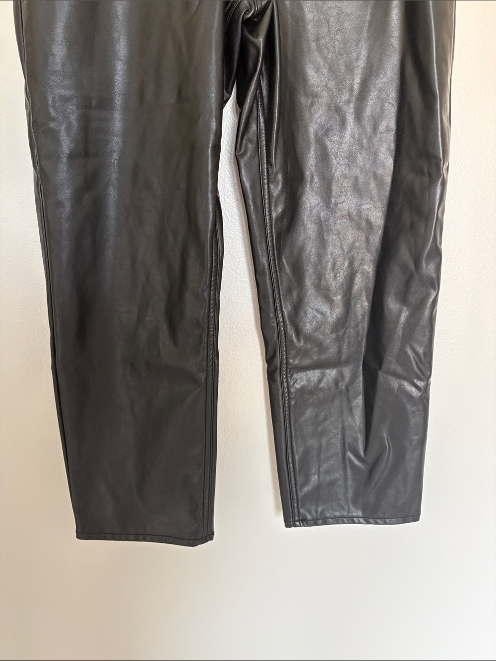 Abercrombie & Fitch The Ankle Straight Ultra High Rise Vegan Leather Pant 31 - Picture 4 of 9